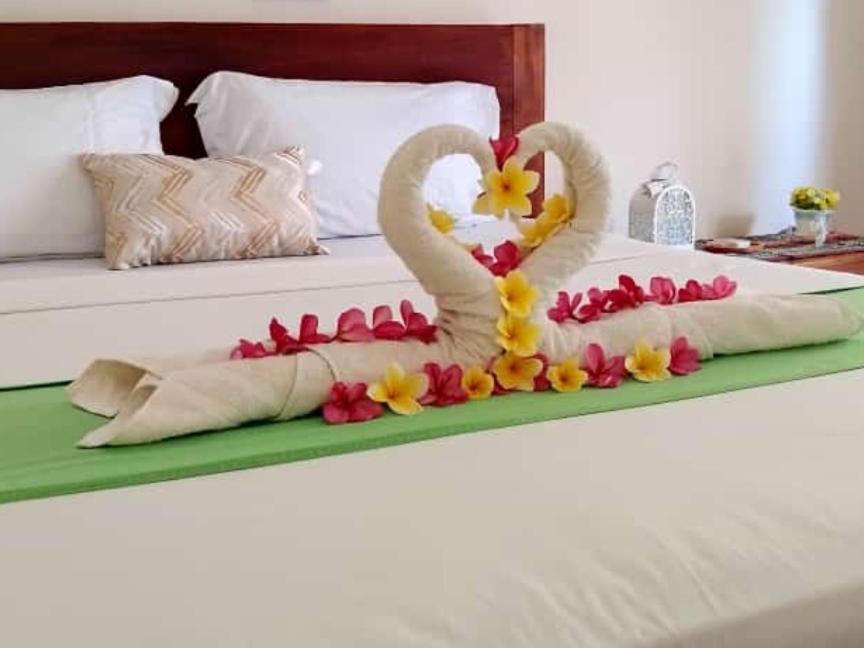 Pineapple Guest House Gili Air Bagian luar foto