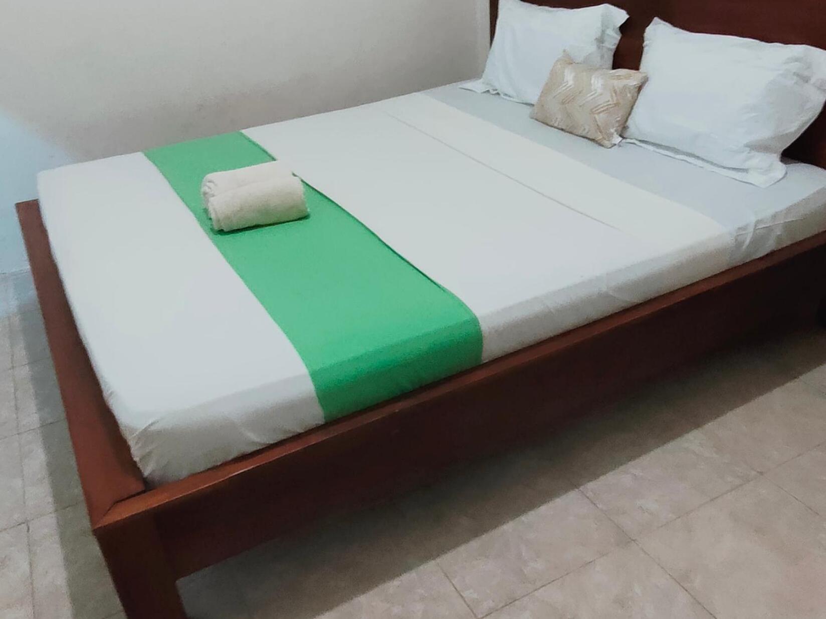 Pineapple Guest House Gili Air Ruang foto